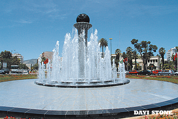 Natural Stone Granite Landscape Project-Square Fountain Ball,Height 850cm Ball Diameter 160cm